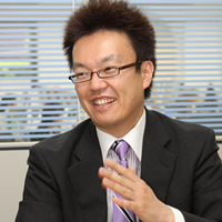 石渡嶺司さん